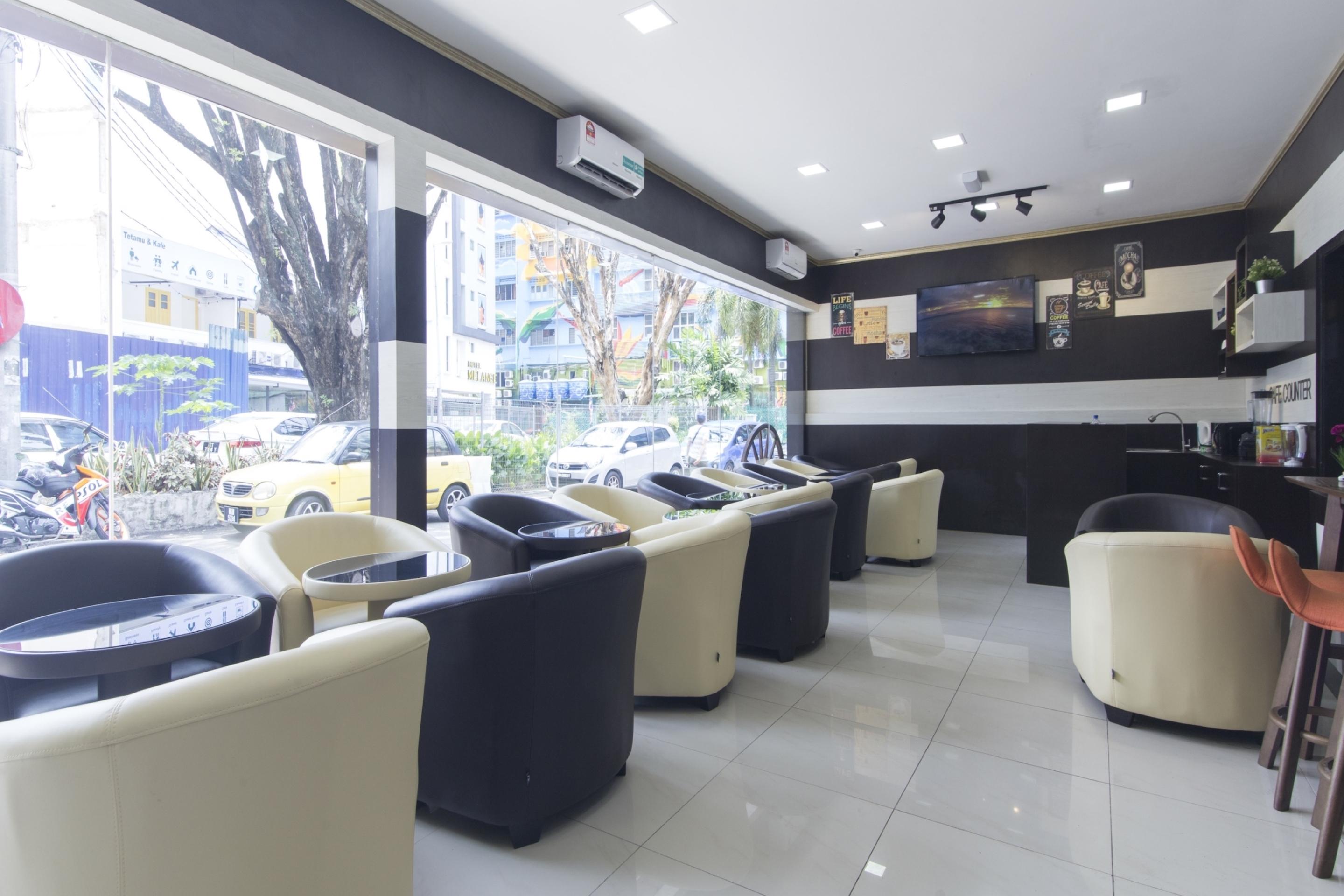Oyo 697 Niche Valley Hotel Куала Лумпур Екстериор снимка