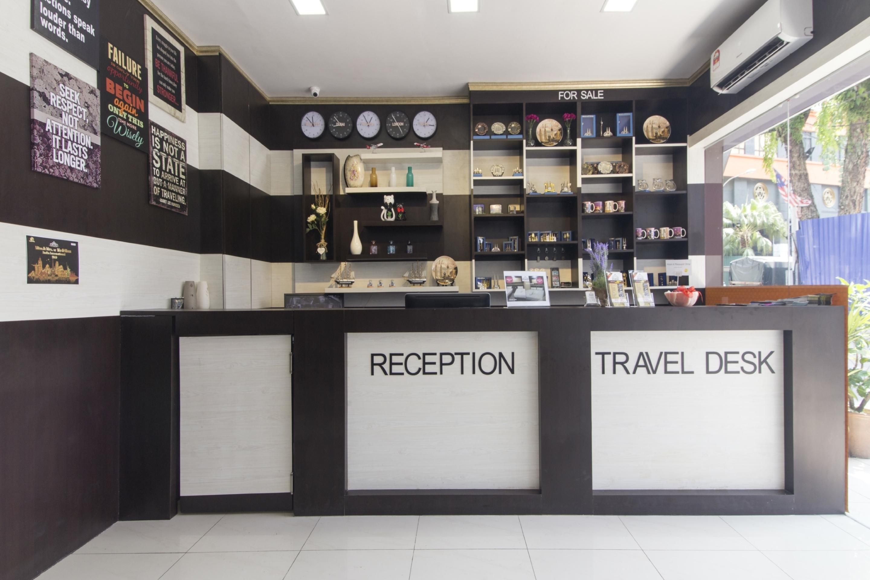 Oyo 697 Niche Valley Hotel Куала Лумпур Екстериор снимка