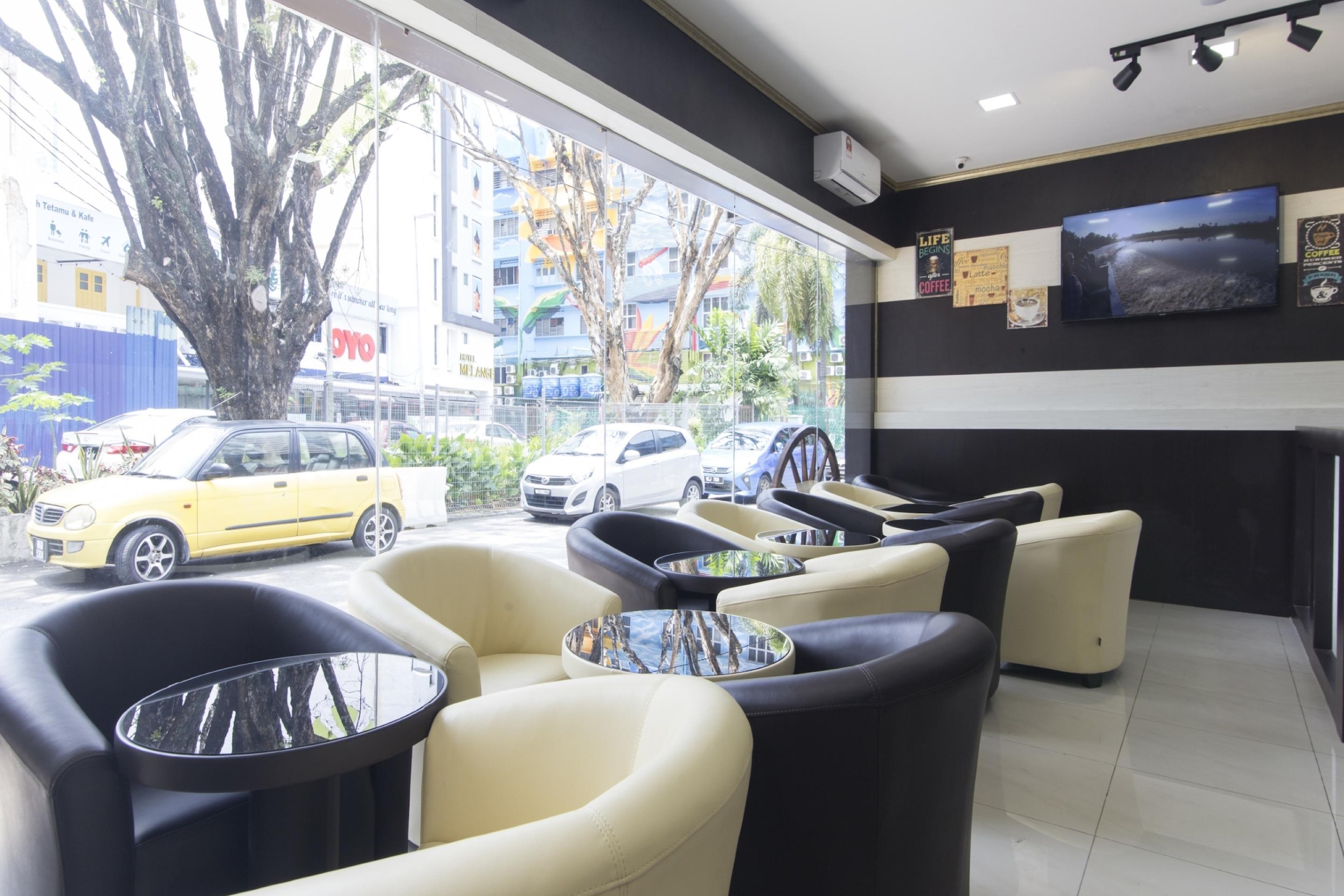 Oyo 697 Niche Valley Hotel Куала Лумпур Екстериор снимка